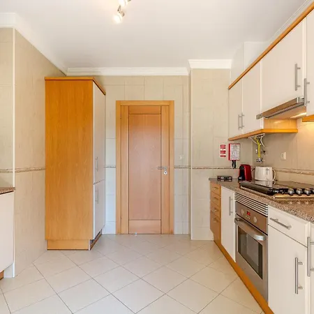 Elegant And Spacious Apartment Armação de Pêra