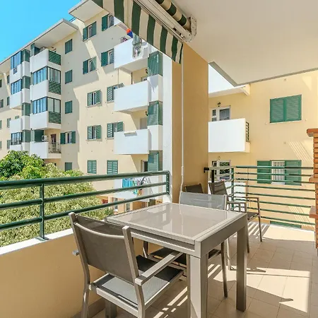 Elegant And Spacious Armação de Pêra